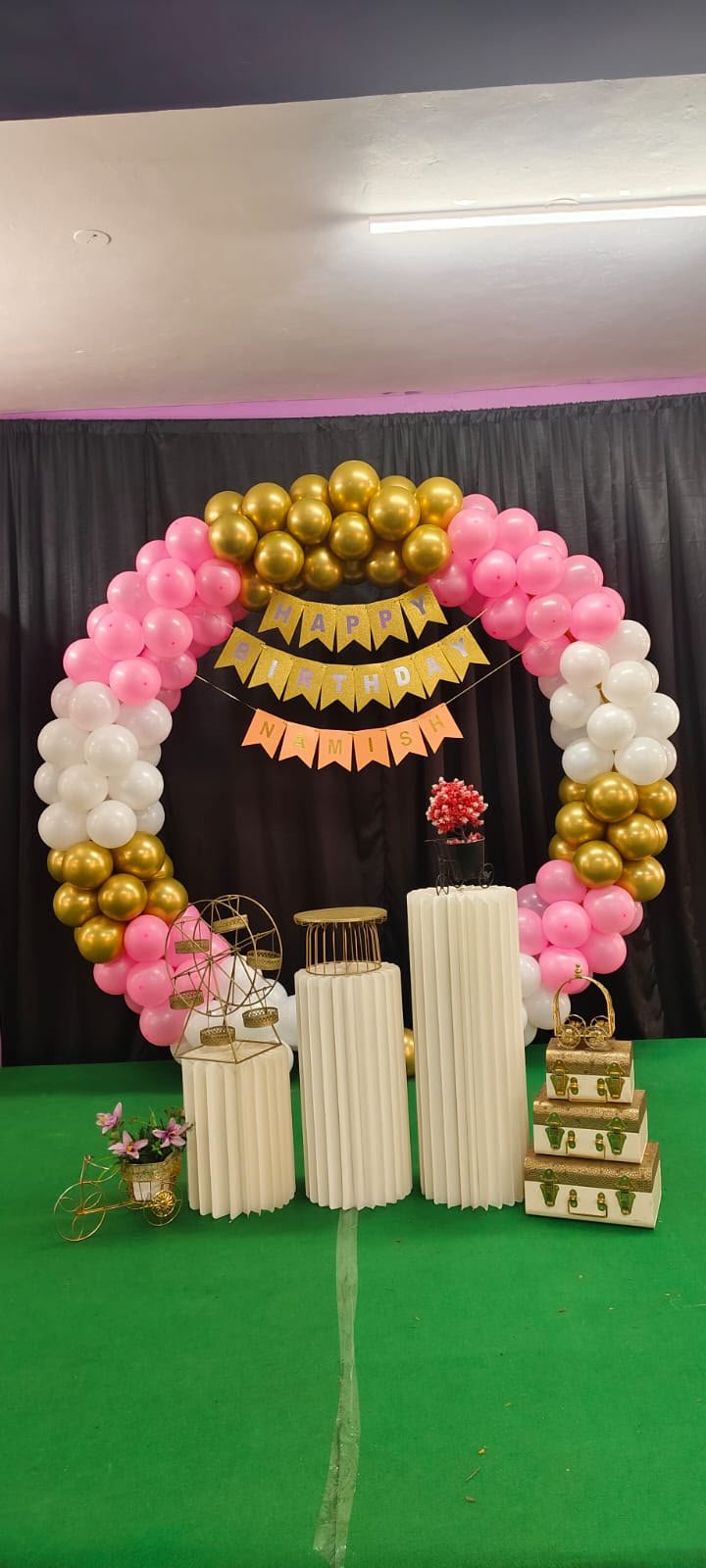 Bespoke Theme Décor